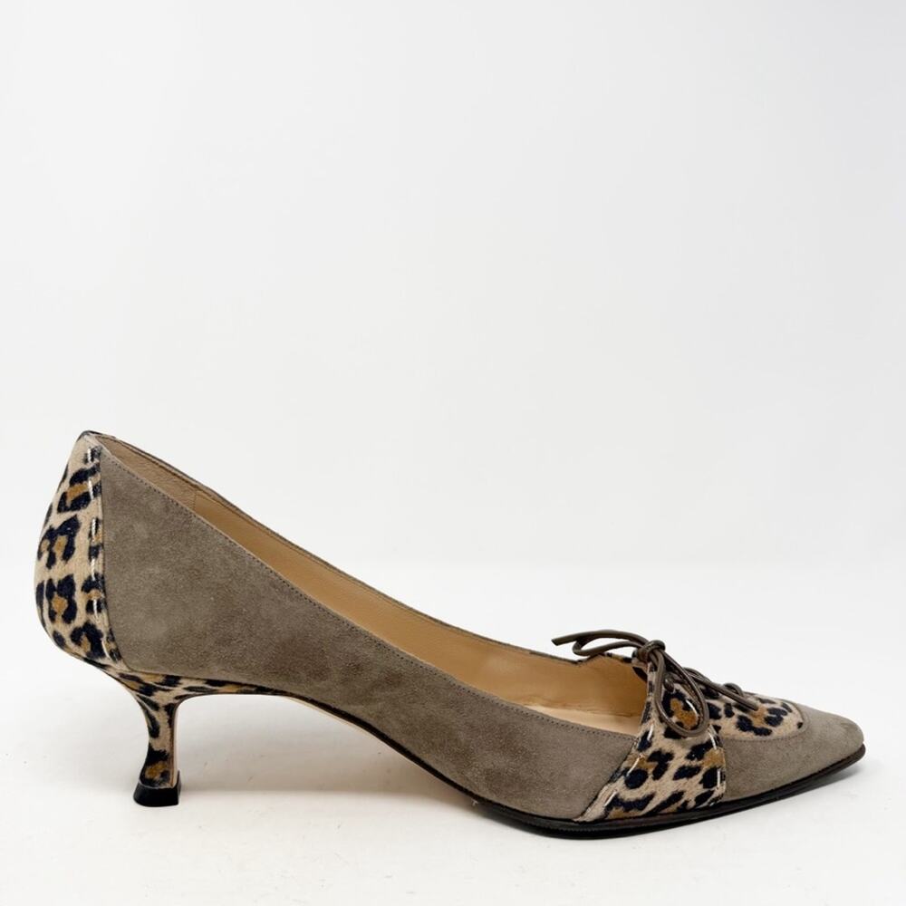 Manolo Blahnik Suede Leopard Print Bow Pointed Toe Heels Womens Size EU 40 - Picture 8 of 12
